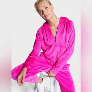 Vibrant Pink Velour tracksuit / sweatsuit
